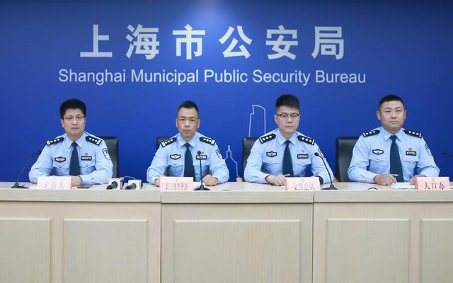 小镇警察局全员辞职,小镇警方集体请辞